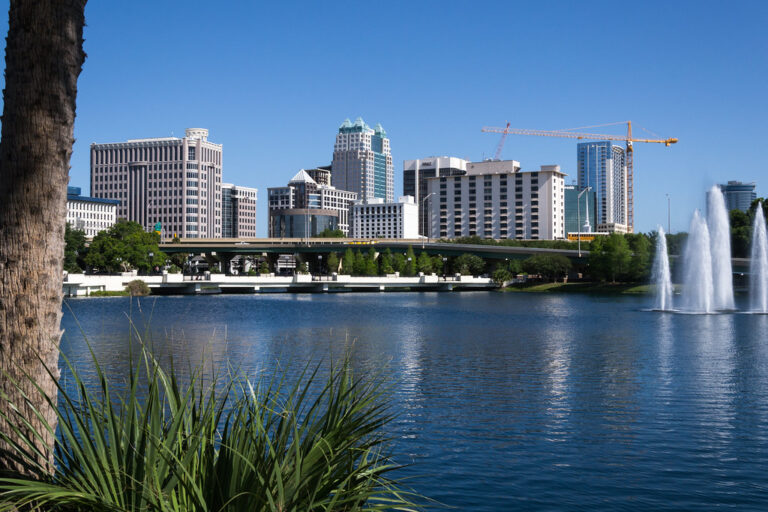 TERMINAL DE BUSES EN ORLANDO FLORIDA