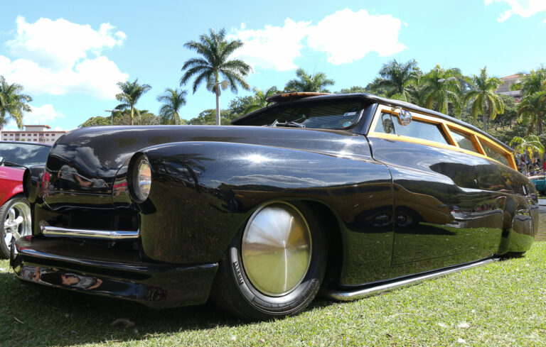 VENTA DE CARROS EN MENOS DE 1500 EN ORLANDO FLORIDA