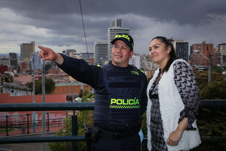 TRABAJO EN ORLANDO FLORIDA PARA COLOMBIANOS